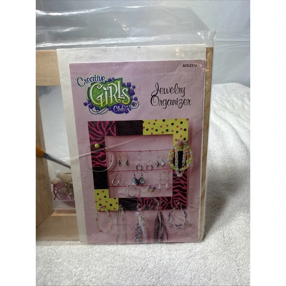 Creative Girls Club Jewelry Organizer ACG2370